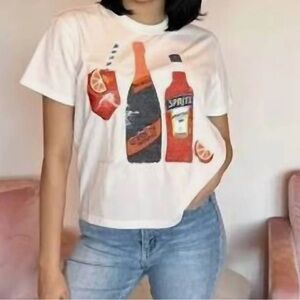 Queen of Sparkles Queen Spritz T-shirt.